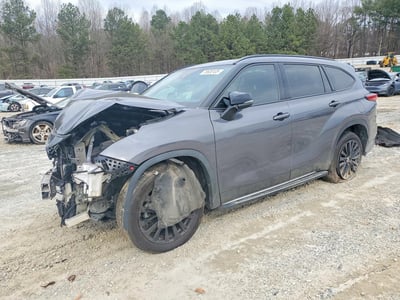 5TDKDRAH5PS****** 2023 Toyota Highlander