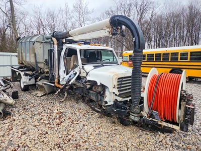2FZHATBS18A****** 2008 Sterling L7500