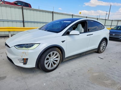 5YJXCAE29JF****** 2018 Tesla Model X