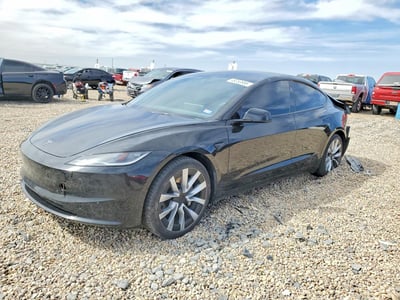 5YJ3E1EA5RF****** 2024 Tesla Model 3