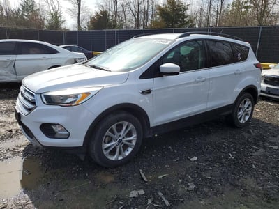 1FMCU0GD6JU****** 2018 Ford Escape
