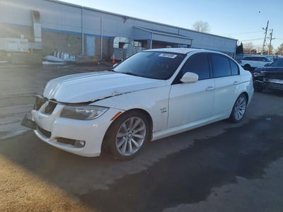WBAPK7C57BA****** 2011 BMW 3 Series