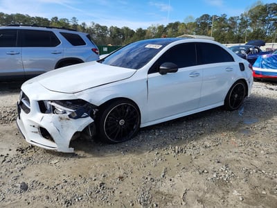 WDD3G4FB0KW****** 2019 Mercedes-Benz A-Class