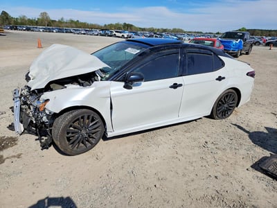 4T1K61AK0NU****** 2022 Toyota Camry