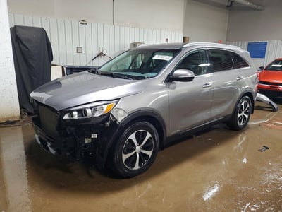 5XYPHDA54GG****** 2016 Kia Sorento