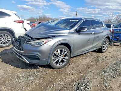 SJKCH5CR8HA****** 2017 Infiniti QX30