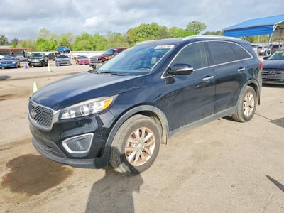 5XYPG4A30GG****** 2016 Kia Sorento