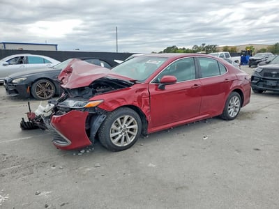 4T1C11AKXNU****** 2022 Toyota Camry
