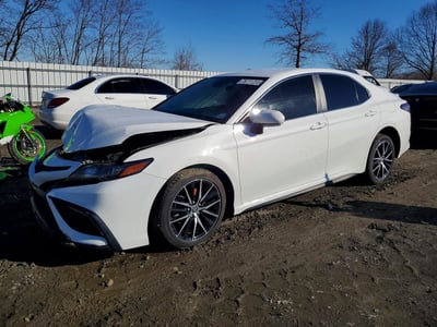 4T1G11AK3NU****** 2022 Toyota Camry