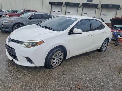 2T1BURHE3FC****** 2015 Toyota Corolla