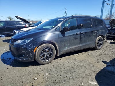 2C4RC1BGXKR****** 2019 Chrysler Pacifica