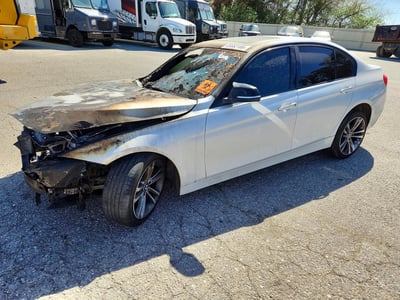 WBA8E9G54GN****** 2016 BMW 3 Series