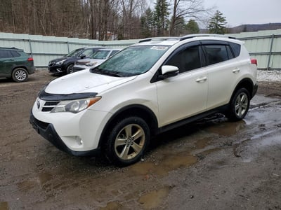 2T3RFREV0FW****** 2015 Toyota RAV4