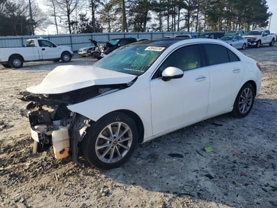 W1K3G4EB6LW****** 2020 Mercedes-Benz A-Class