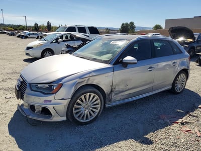 WAUUPBFF2GA****** 2016 Audi A3