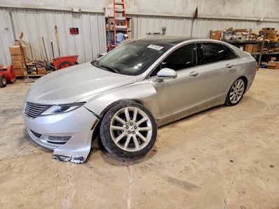 3LN6L2LU3FR****** 2015 Lincoln MKZ