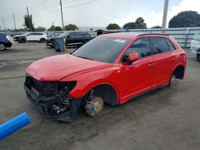 WA1DECF31M1****** 2021 Audi Q3