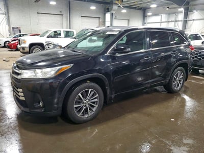 5TDJZRFH7JS****** 2018 Toyota Highlander