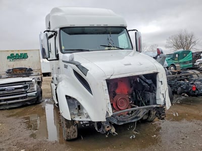4V4NC9TH8KN****** 2019 Volvo VNL