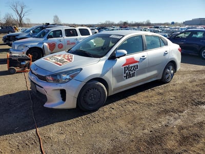 3KPA24AB6KE****** 2019 Kia Rio