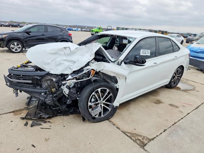 3VWBM7BU5RM****** 2024 Volkswagen Jetta