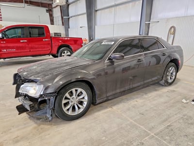 2019 Chrysler 300