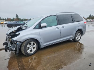 5TDKK3DC5DS****** 2013 Toyota Sienna