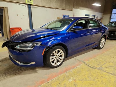1C3CCCAB3GN****** 2016 Chrysler 200