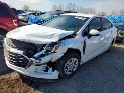 1G1BC5SM2K7****** 2019 Chevrolet Cruze