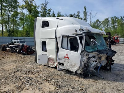 1XPBD49X9RD****** 2024 Peterbilt 579