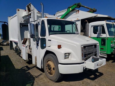 1FVABTBV73H****** 2003 Freightliner FL70
