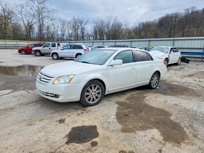 4T1BK36B75U****** 2005 Toyota Avalon