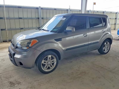 KNDJT2A27A7****** 2010 Kia Soul