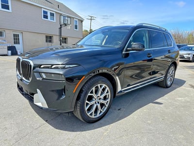 2025 BMW X7