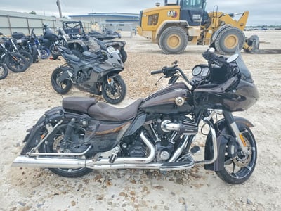 1HD1TC818CB****** 2012 Harley-Davidson CVO Road Glide Custom