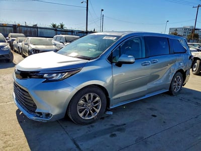 2021 Toyota Sienna