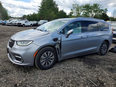 2C4RC1L7XMR****** 2021 Chrysler Pacifica