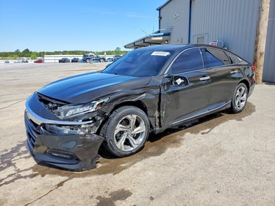 1HGCV1F56JA****** 2018 Honda Accord