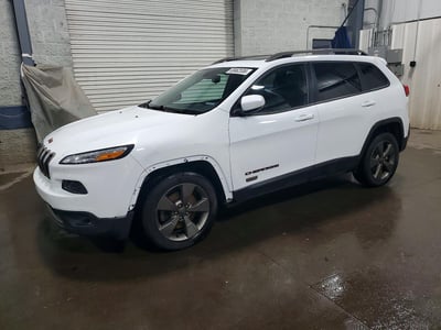 1C4PJLCB3GW****** 2016 Jeep Cherokee