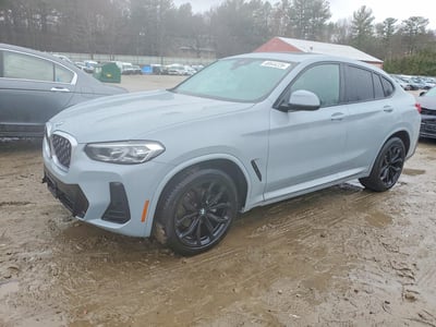 5UX33DT01N9****** 2022 BMW X4
