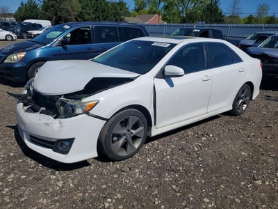 4T1BF1FKXEU****** 2014 Toyota Camry