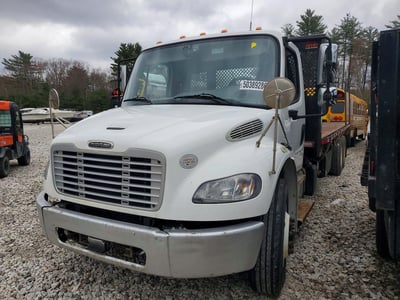 3ALHCYD25LD****** 2020 Freightliner M2 106 Medium Duty