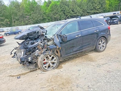 5XYPK4A54GG****** 2016 Kia Sorento