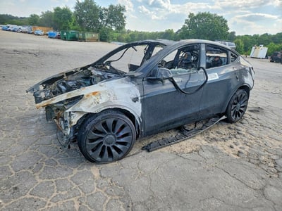 7SAYGDEF0NF****** 2022 Tesla Model Y