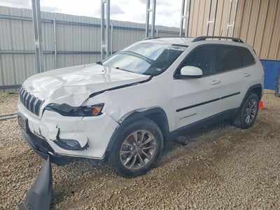 1C4PJMLB8KD****** 2019 Jeep Cherokee