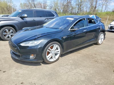 5YJSA1E27FF****** 2015 Tesla Model S