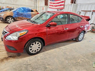 2019 Nissan Versa