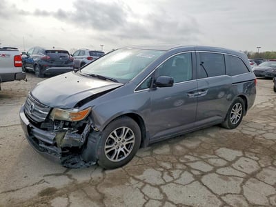 5FNRL5H66DB****** 2013 Honda Odyssey