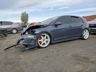 3VW547AU1JM****** 2018 Volkswagen Golf GTI