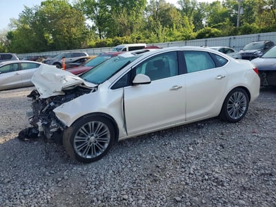 1G4PT5SV1G4****** 2016 Buick Verano